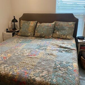 Pottery King Quilt with shams